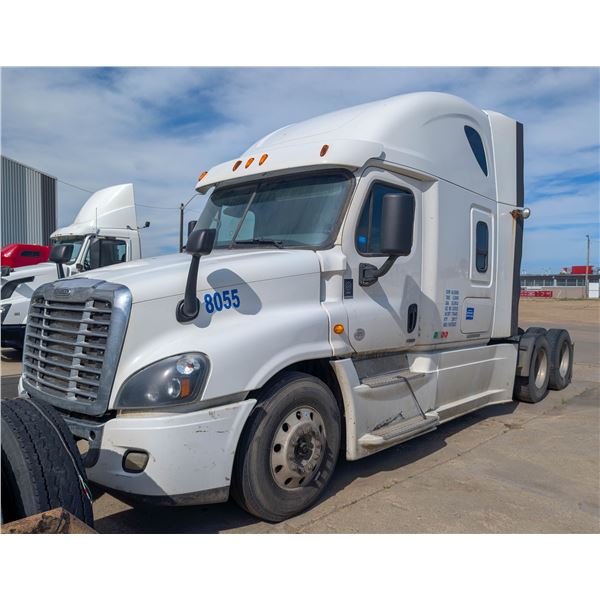 REPO: 2015 FREIGHTLINER CASCADIA SLEEPER