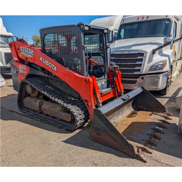 REPO: 2017 KUBOTA SVL95-2S TRACK LOADER