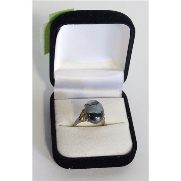 ESTATE BLACK ALASKAN LADIES RING IN BOX