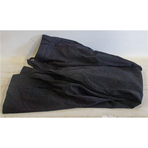 AMAZON ESSENTIALS 36 X 32 DRESS PANTS