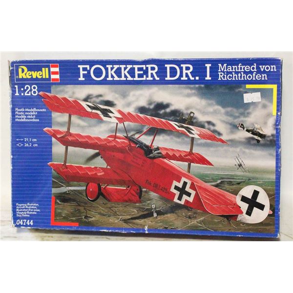 REVELL FOKKER DR 1 GERMAN MODEL PLANE