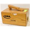 Image 1 : VINTAGE IONA WOOD SHOESHINE, WARRANTY