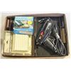 Image 1 : BOSTIK THERMOGRIP 260 GLUE GUN & GLUE STICKS