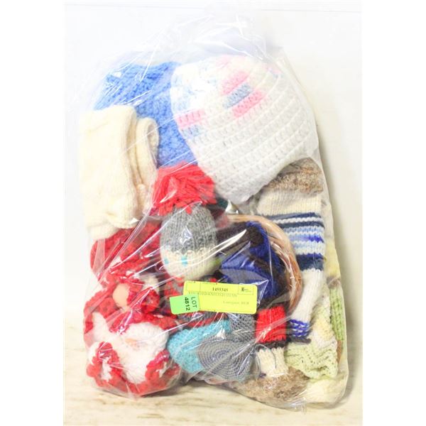 ASSORTED KNITTED ITEMS