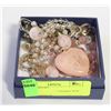 Image 1 : BOX JEWELRY