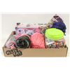 Image 1 : LOT OF ART PRODUCTS
