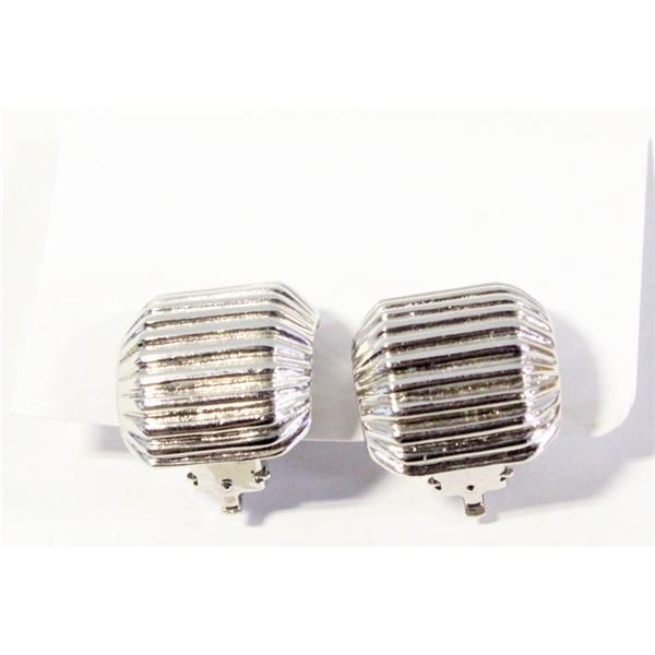 VINTAGE FIFTH AVENUE EARRINGS