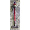 Image 1 : DYSON V10 VACUUM & ACCESSORIES