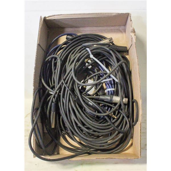 FLAT OF MIC CORDS AND MUSIC PATCH CORDS