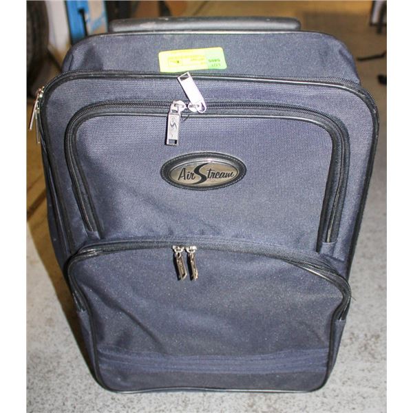 LIGHTWEIGHT CARRY-ON SUITCASE
