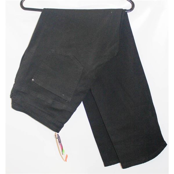 SANTANA JEANS SIZE 16 BLACK