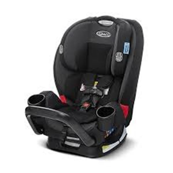 NEWLY ASSEMBLED GRACO SNUGLOCK 3-IN-1 CAR SEAT