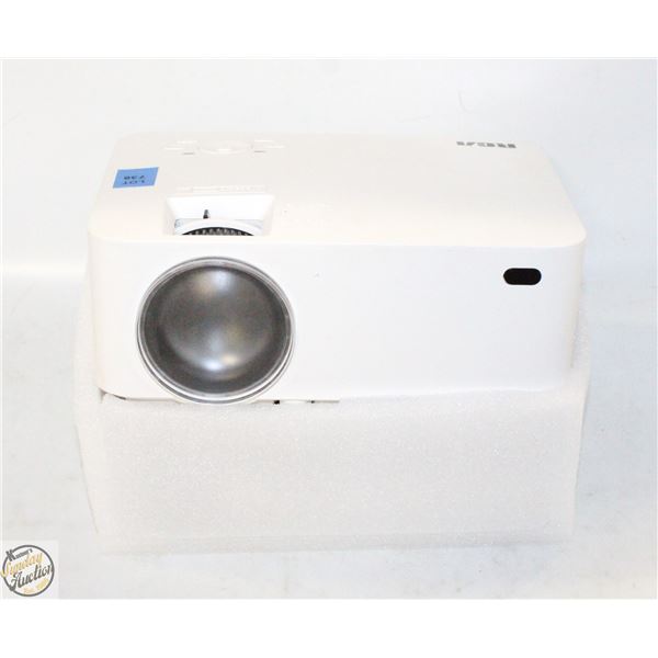 RCA PROJECTOR WITH REMOTE