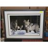 Image 1 : FRAMED WILDLIFE PRINT TIMBER WOLF ALERT