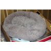 Image 1 : NEW 32 X 30" DOG BED