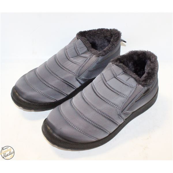WOMENS WINTER BOOTS FUR LINING SIZE 7.5 WHISTLERS