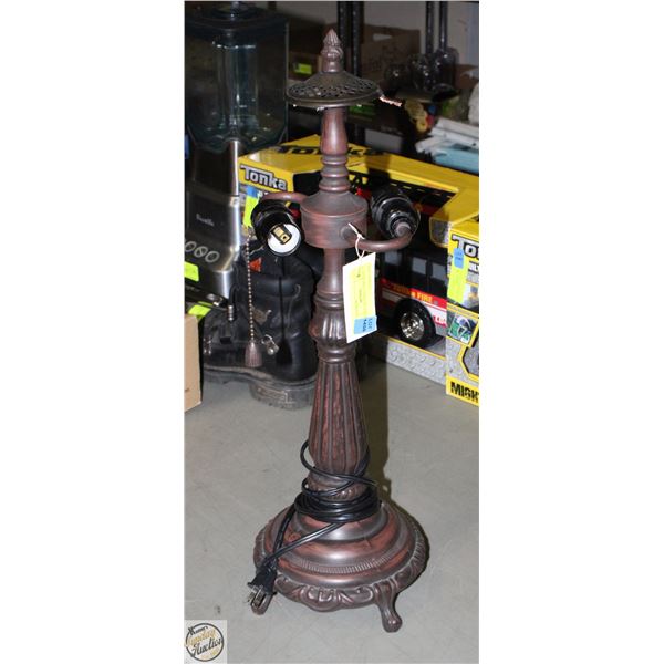 IRON COLLECTIBLE LAMP BASE