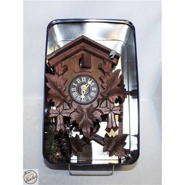 VTG GERMAN CUCKOO CLOCK NEEDS REPAIR
