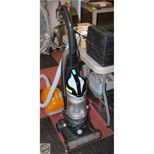BISSELL POWERLIFTER VACUUM