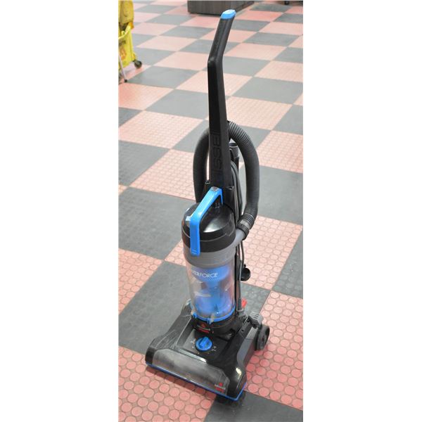 VACUUM BISSEL POWER FORCE