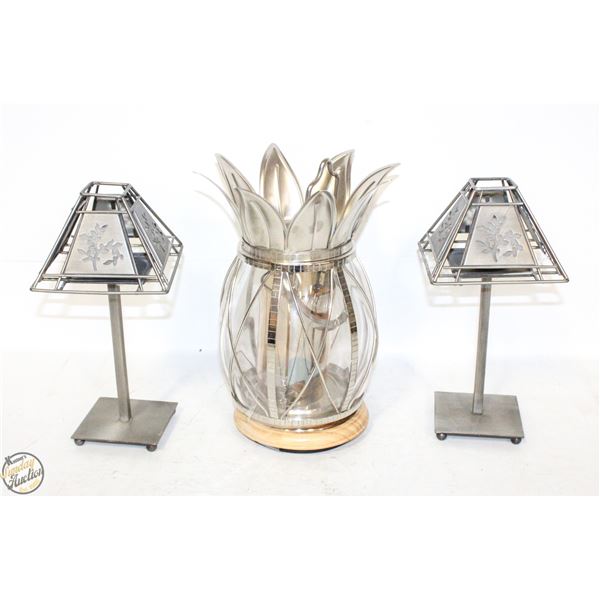 LOT OF TEA LIGHT DECOR