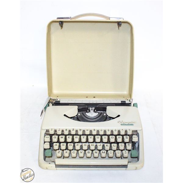 VINTAGE OLYMPIA SPLENDID 33 TYPEWRITER