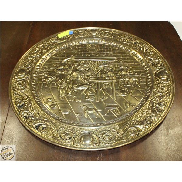 LARGE THIN BRASS ROUND WALL HANGING 25"