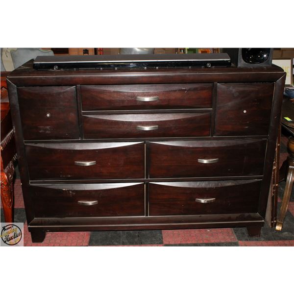 CASANA DRESSER 60" X 19" X 49" MISSING 2 HANDLES