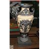 Image 1 : FLOOR STANDING VASE 32" TALL