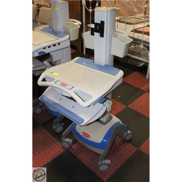 SIT STAND HEIGHT ADJUSTABLE ROLLING WORK STATION