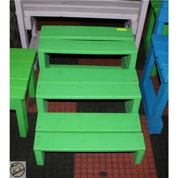 HANDMADE WOODEN HANDPAINTED GREEN STEP STAIRS