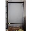 Image 1 : TWIN BEDFRAME METAL ON CASTORS