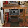 Image 1 : STAND UP DESK