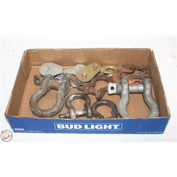 FLAT WITH LARGE SHACKLES AND HOOKS