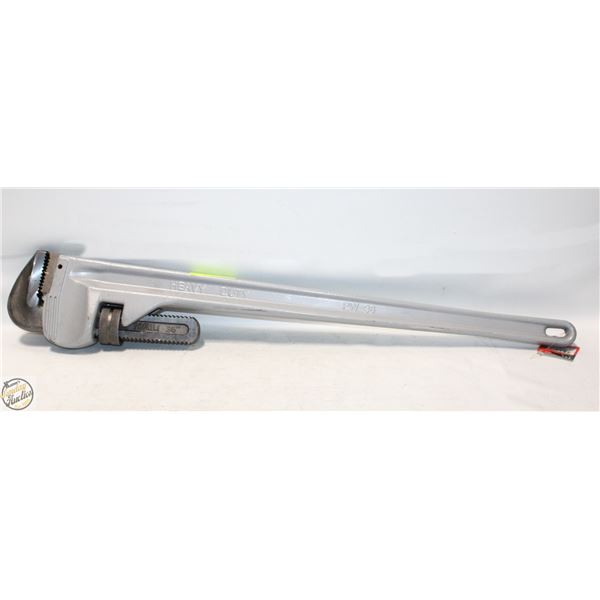NEW ALUMINUM 36" HEAVY DUTY PIPE WRENCH