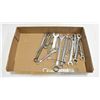 Image 1 : FLAT OF SURPLUS WRENCHES