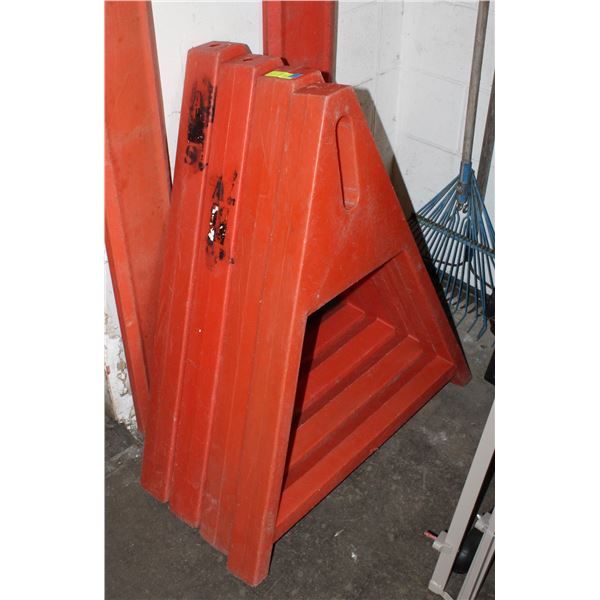 TRAFFIC BARRIERS (LOT OF 2)