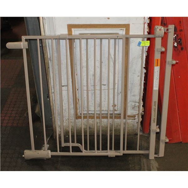 EVENFLO GATE H-30 INCHES