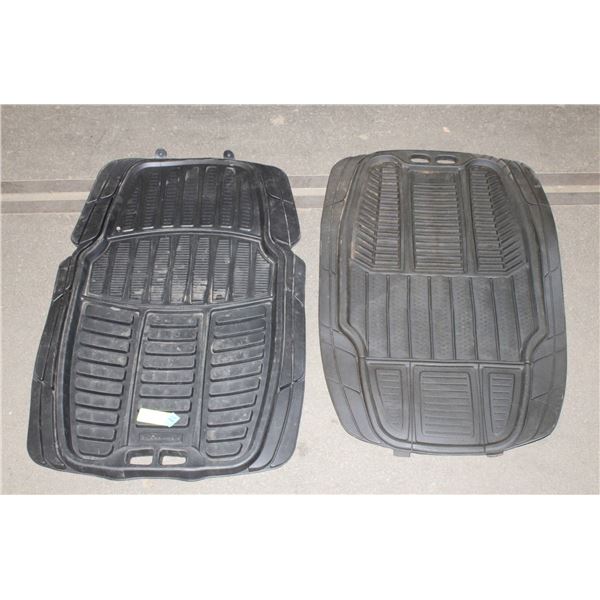 PAIR OF UNIVERSAL VEHICLE MATS