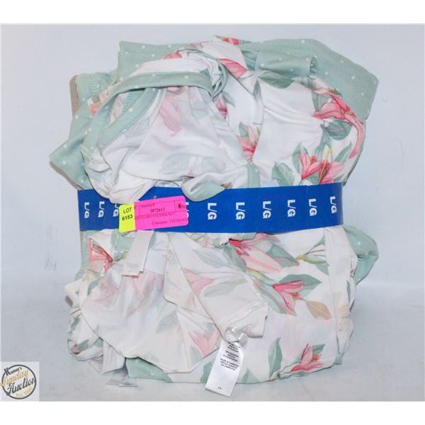 LARGE FLORA PAJAMA SET