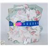 Image 1 : LARGE FLORA PAJAMA SET