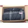 Image 1 : SIMM INS KING SIZED BLACK BLANKET