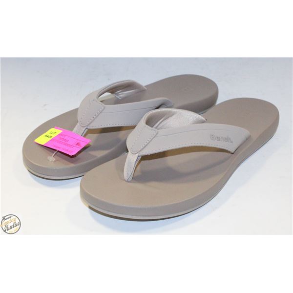 BENCH SIZE 8 BEIGE SANDALS