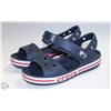 Image 1 : KIDS SMALL BLUE CROCS