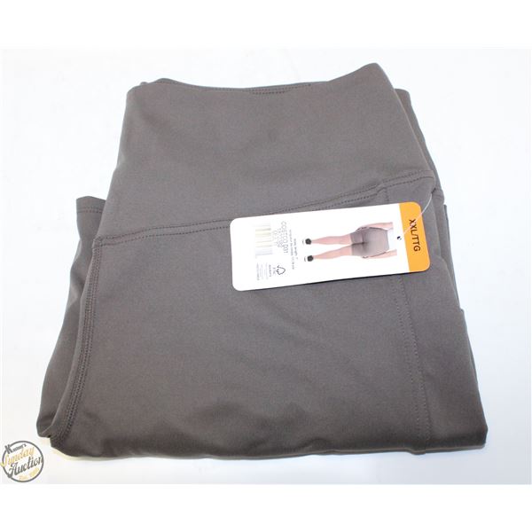 NEW DANSKIN XXL WOMENS SHORTS BEIGE