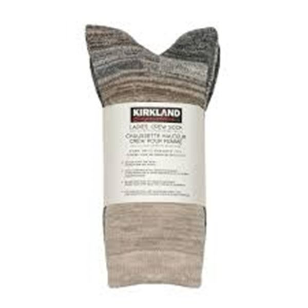 NEW KIRKLAND 4 PAIRS LADIES CREW SOCKS