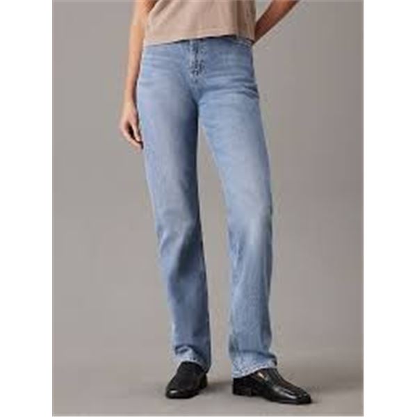 NEW CALVIN KLEIN HIGH RISE STRAIGHT JEANS 29 X 27