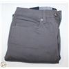 Image 1 : NEW GAP 30 X 30 GREY PANTS