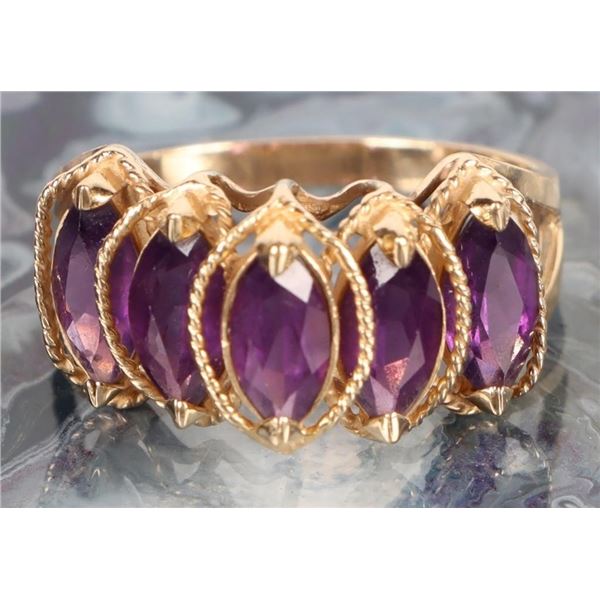 14K YELLOW GOLD LADIES PURPLE CUT GLASS RING