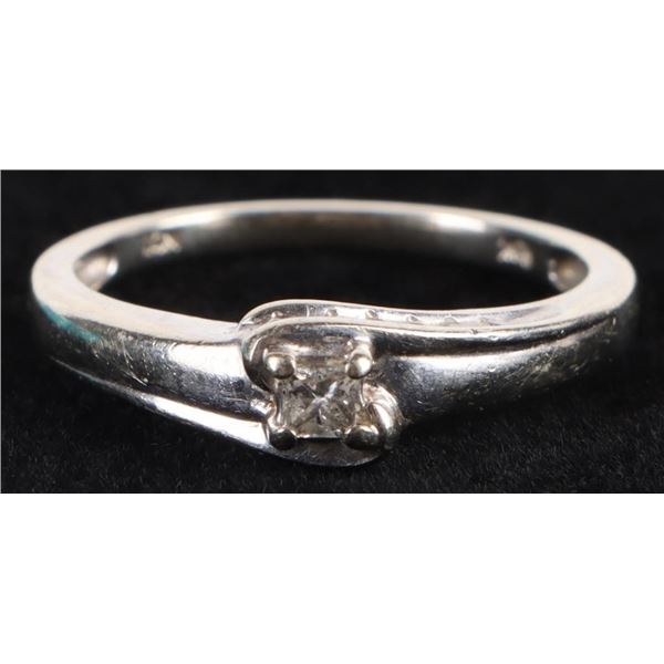 DAINTY 10K WHITE GOLD DIAMOND LADIES RING